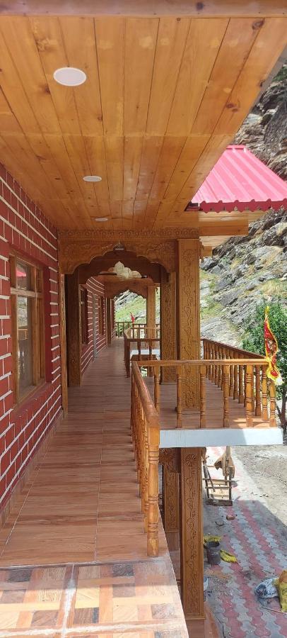 Hotel Royal Hillcrest Harsil Екстер'єр фото